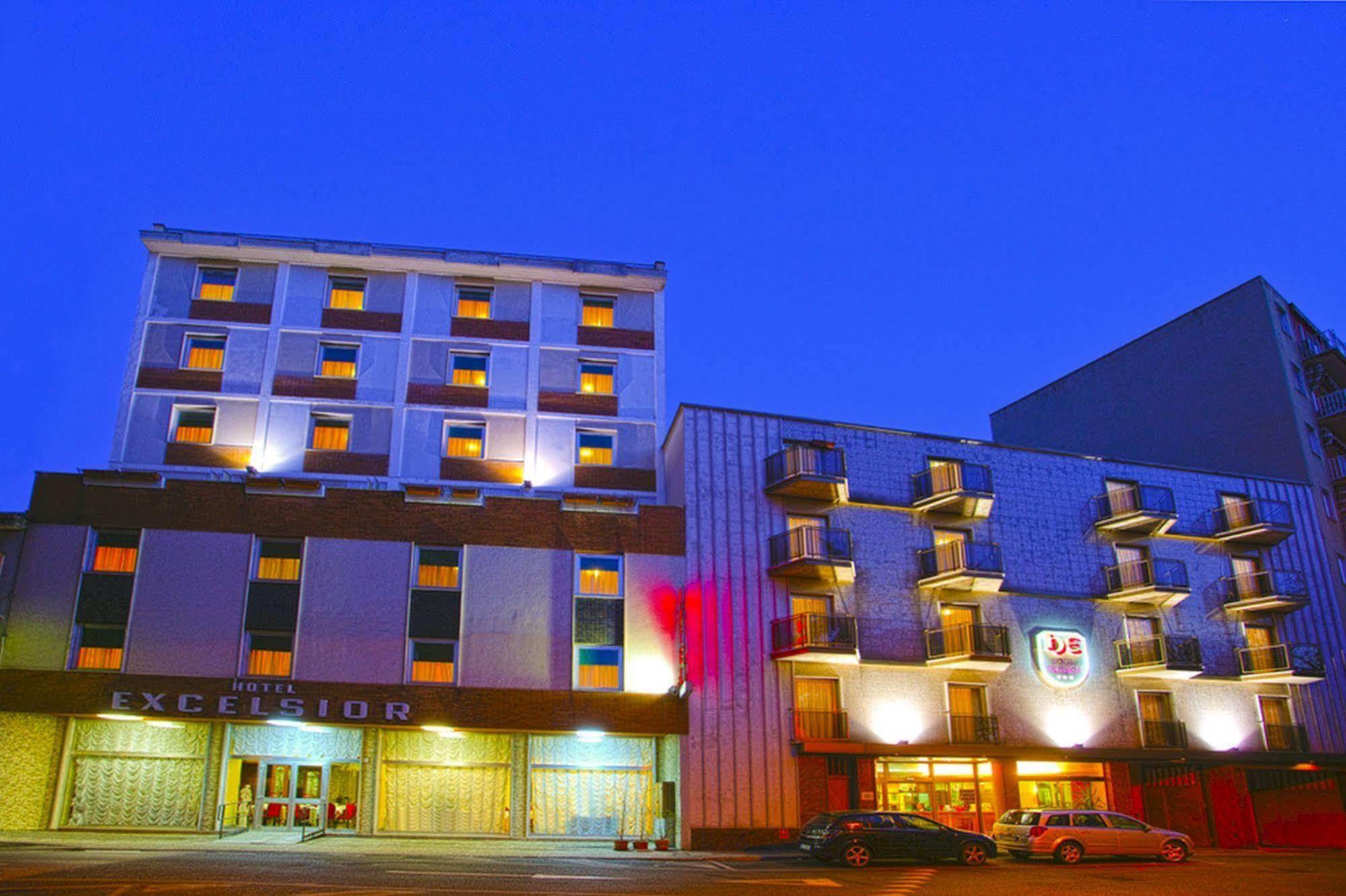 Hotel Excelsior Monfalcone Buitenkant foto